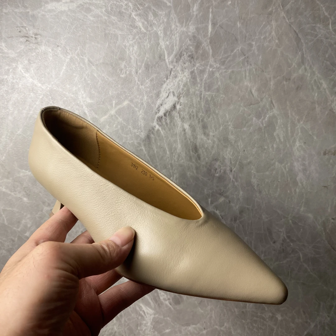 低跟牛皮单鞋3192裸色