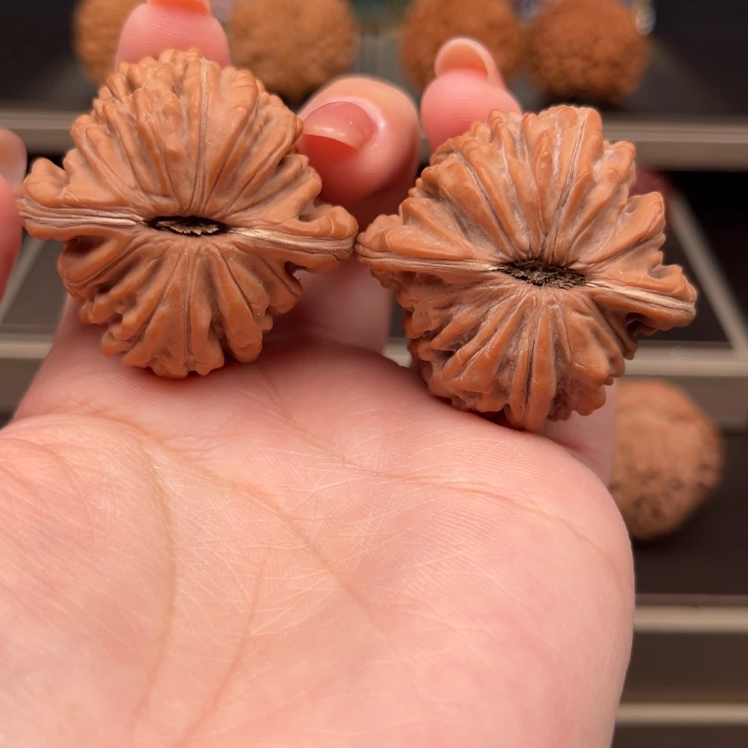 桃核把件平谷一代四座楼