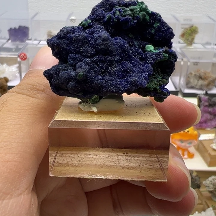 未镶嵌眼镜紫晶蓝铜矿