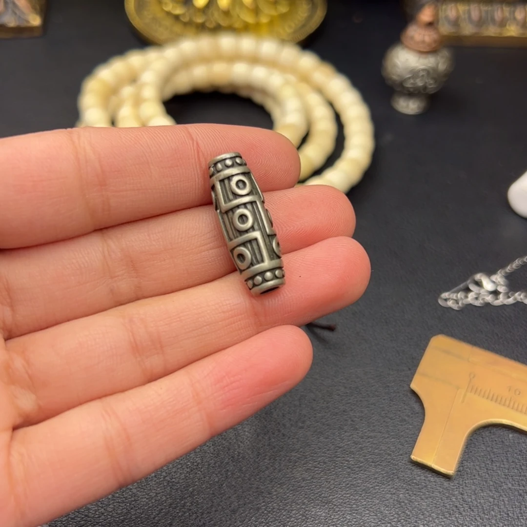 ****n泥塑藏式风格小配饰