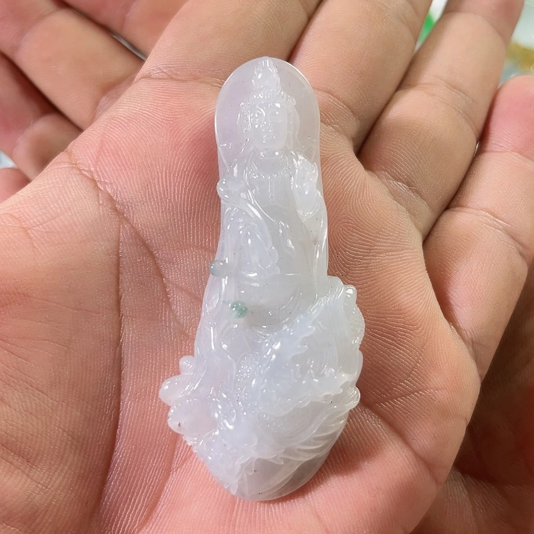 【闪购商品】翡翠未镶嵌颈饰观音