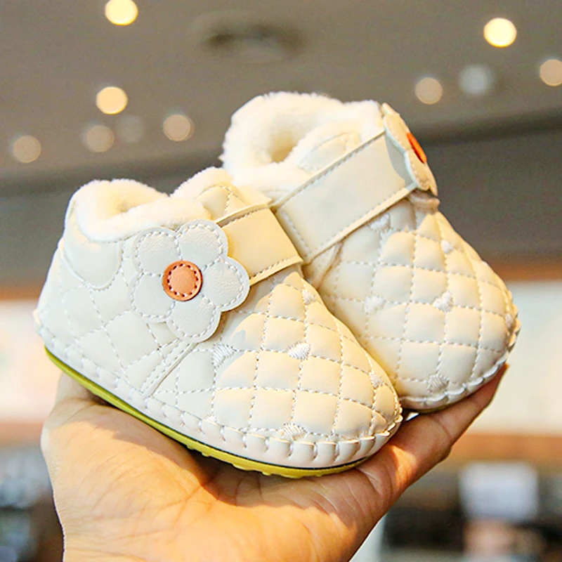 冬季加绒宝宝鞋0-2岁加绒加厚透气防滑女宝宝加绒学步鞋