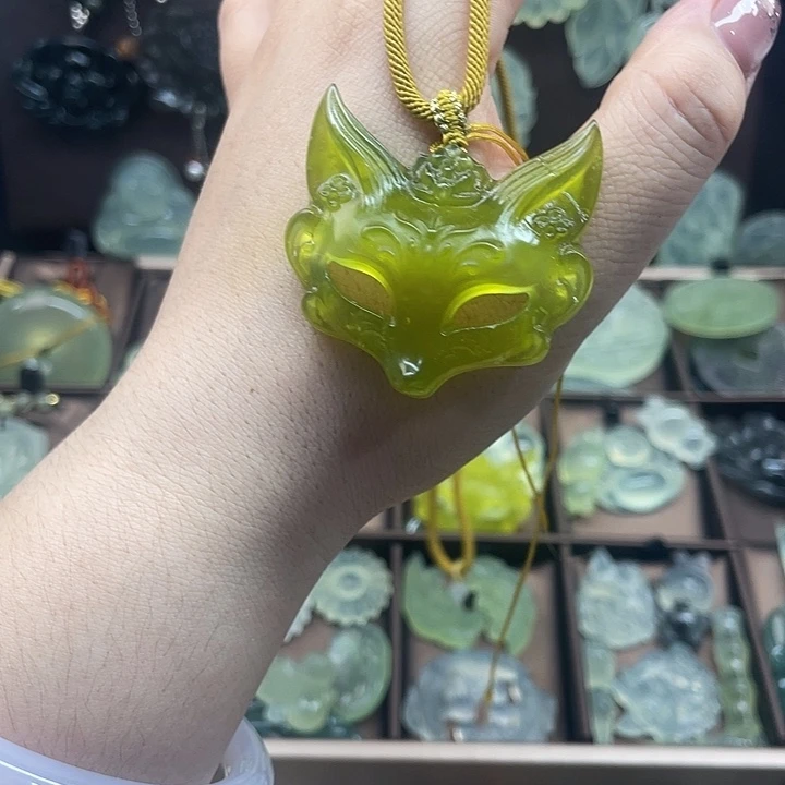 合金蛇纹石玉吊坠(赠链)