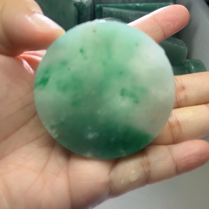 定制石英质玉（非洲翠）定制天然非洲翠镯心