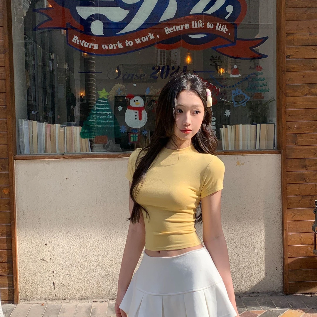 纯欲风紧身显瘦正肩短袖t恤女夏季辣妹修身显身材洋气短款上衣ins