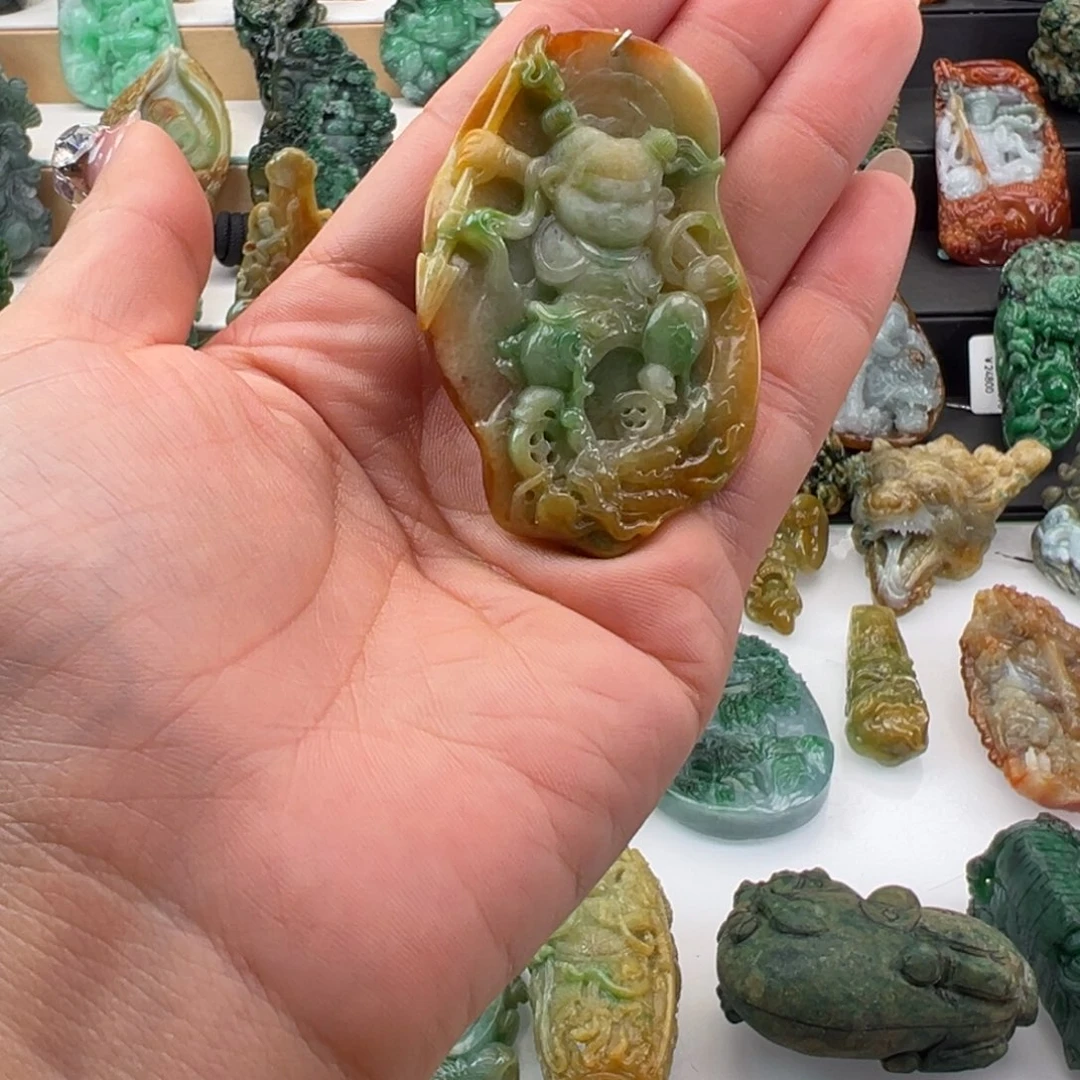 颈饰未镶嵌翡翠天然缅甸翡翠