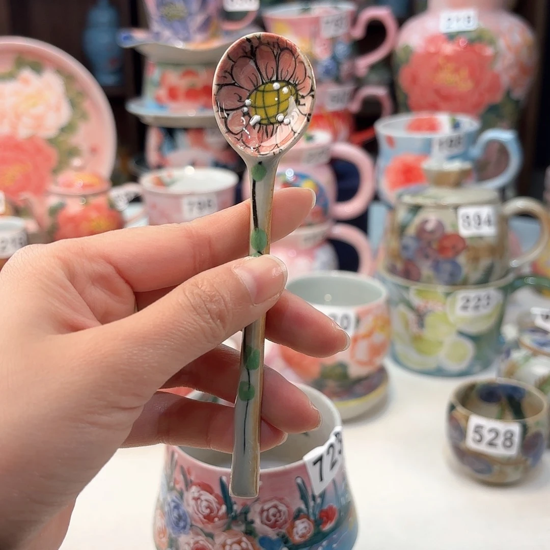 瓷片兔兔好e o o o o k l k lv