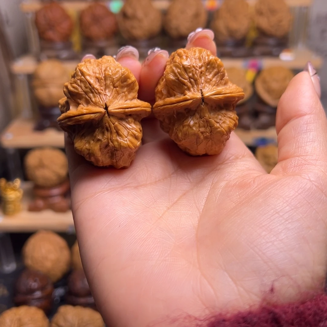 桃核把件至尊蟾王H26、41……