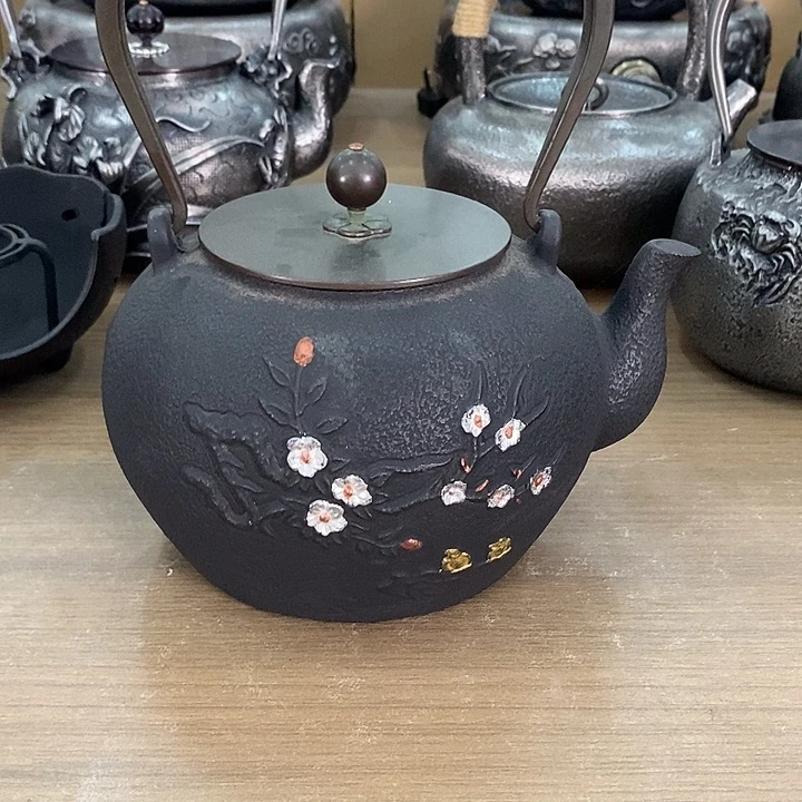 竹梅铁壶1300毫升纯手工打造