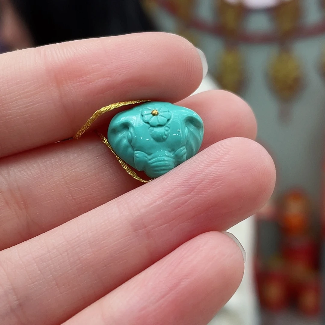 绿松石颈饰未镶嵌