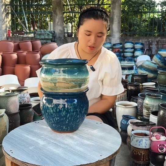 口20高18两个盆子。