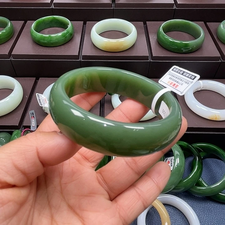 和田玉未镶嵌手镯5960