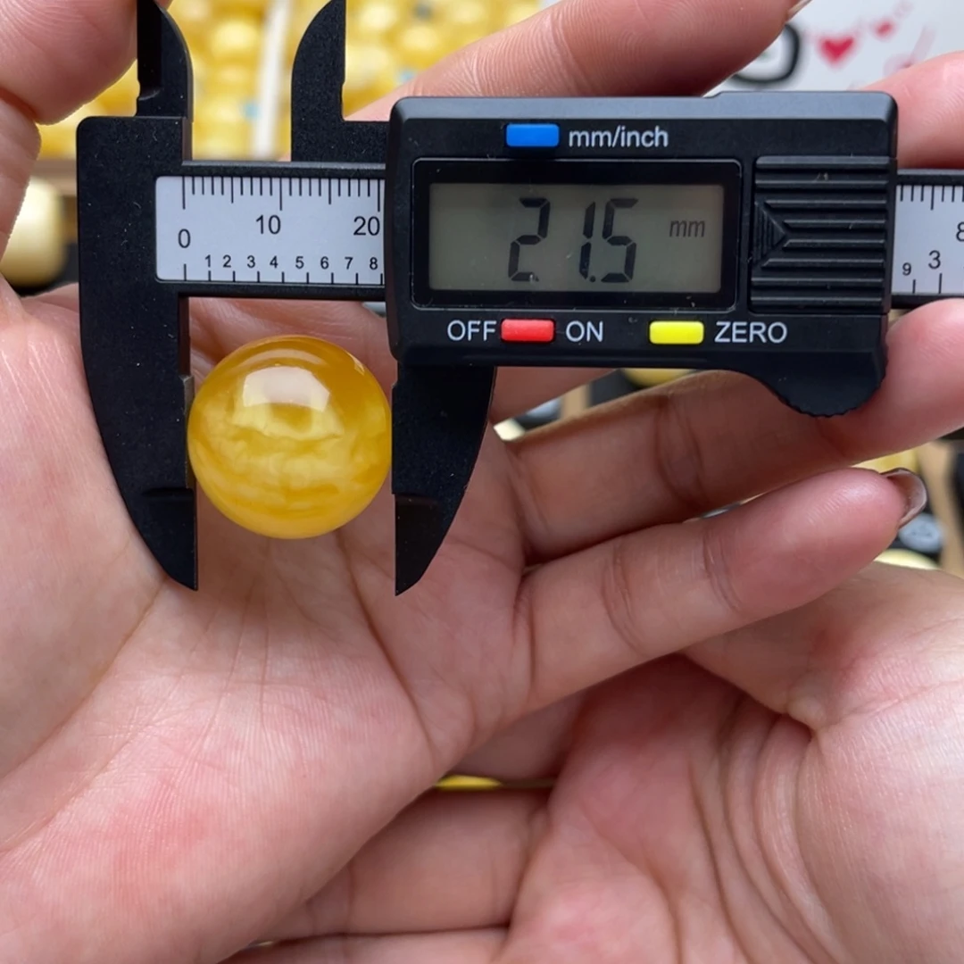 琥珀未镶嵌裸石蜜蜡圆珠笑