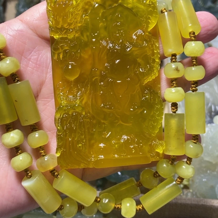 【闪购商品】未镶嵌蛇纹石玉颈饰馗