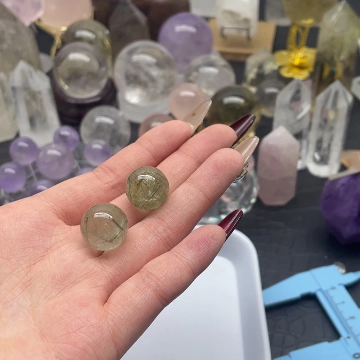 水晶4未镶嵌s***.天然水晶