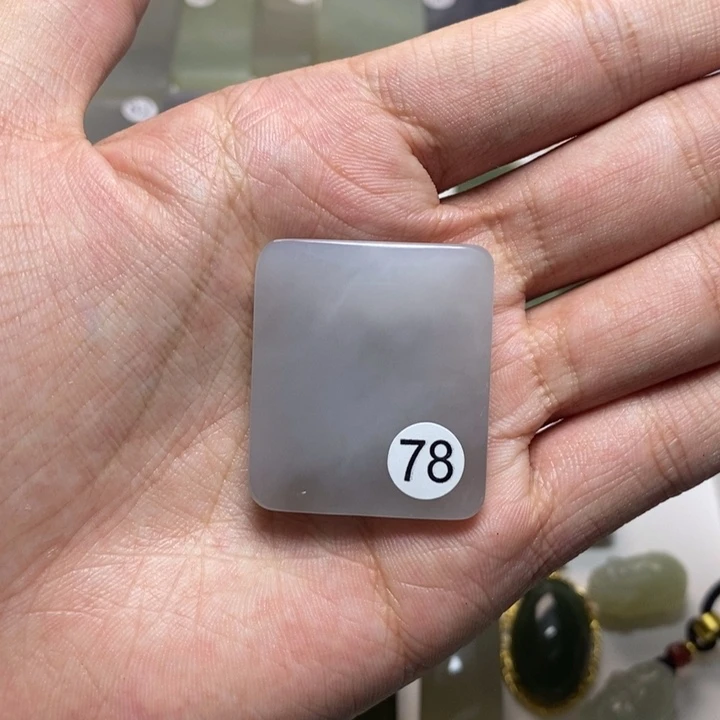 和田玉未镶嵌颈饰小*