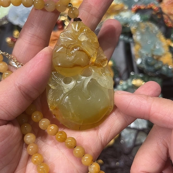 岫玉未镶嵌毛衣链