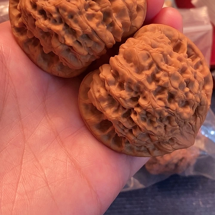 【闪购商品】文玩核桃吊坠缓慢