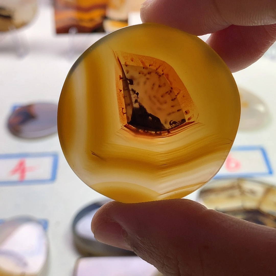 玛瑙/玉髓未镶嵌珠宝半成品