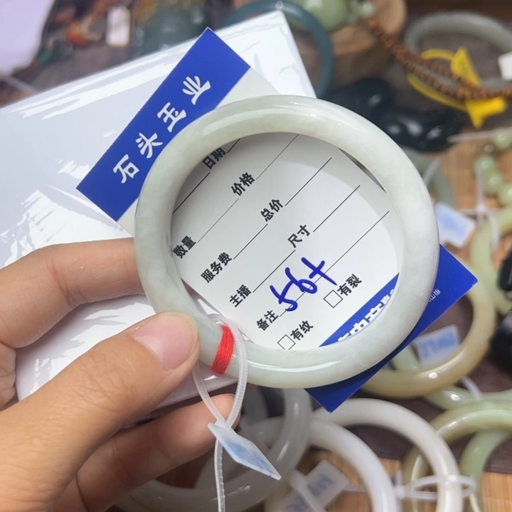 和田玉手镯未镶嵌56