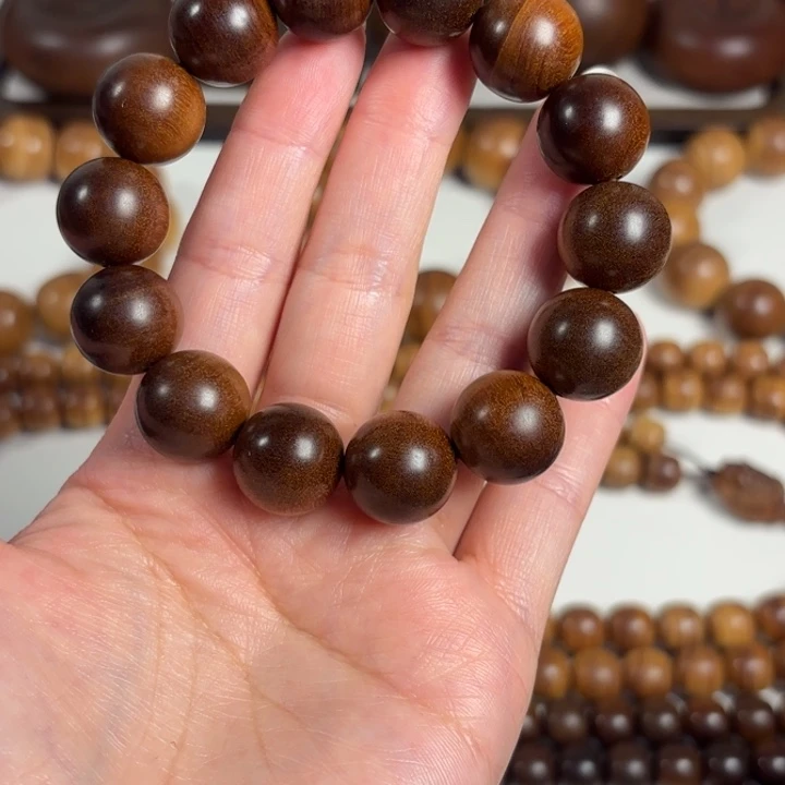 大***人檀香木1.6老山檀黑肉奶香奶甜