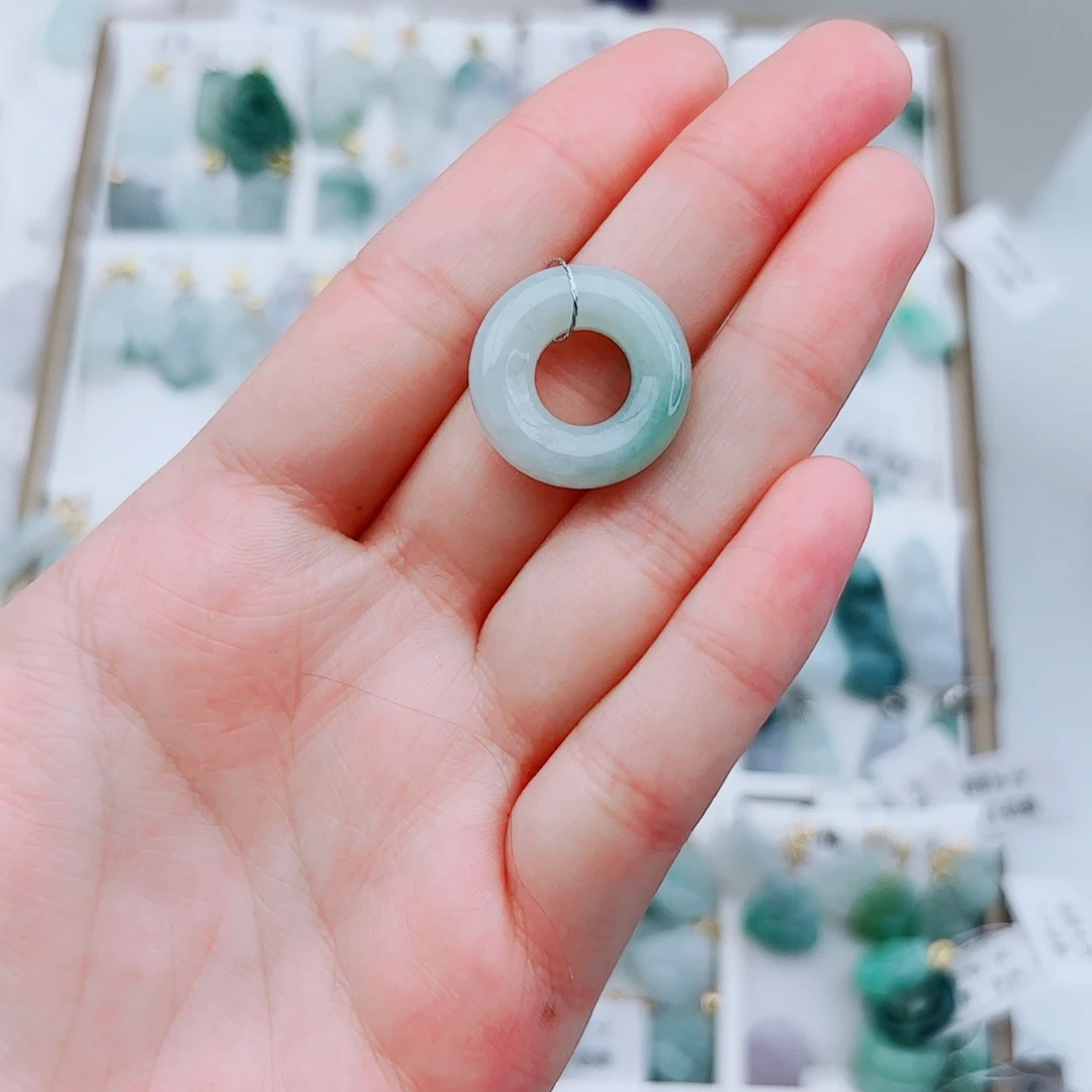 翡翠颈饰未镶嵌l*甜甜圈