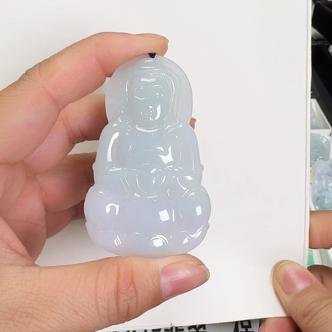 翡翠颈饰未镶嵌嬁观音