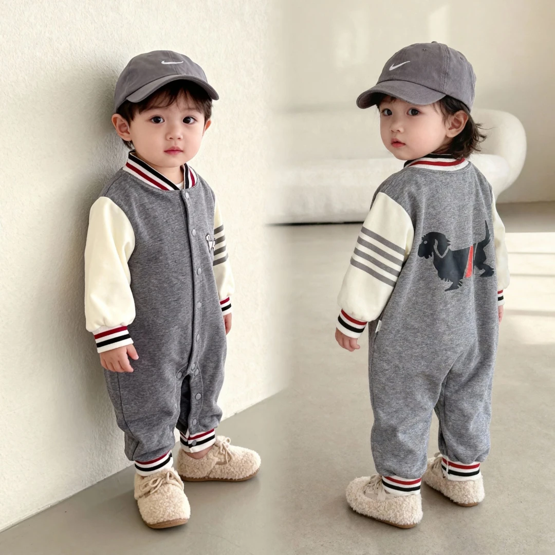 新生婴儿衣服春季男女童卡通腊肠狗外出抱衣秋季宝宝可爱哈衣爬服