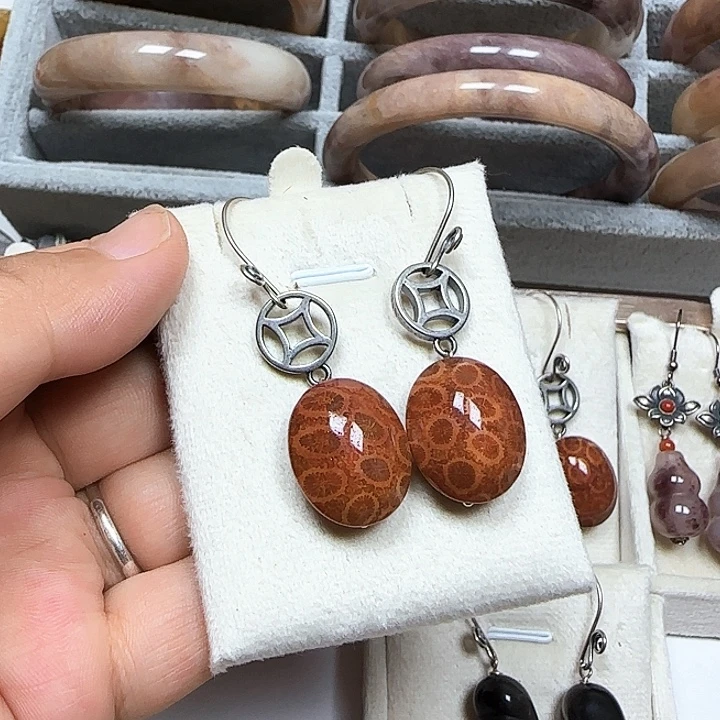 斑***松石英质玉未镶嵌耳饰