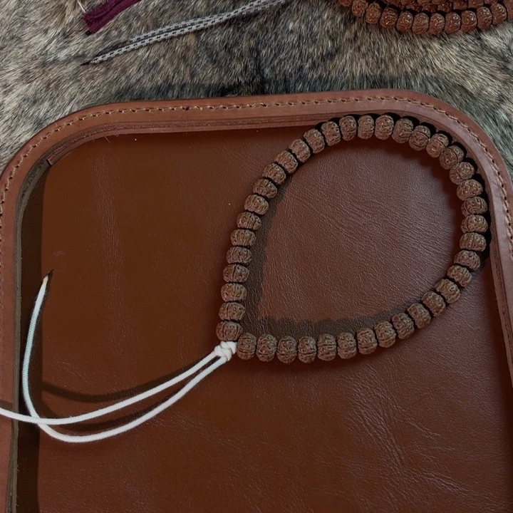 吊坠金刚菩提老树王手持