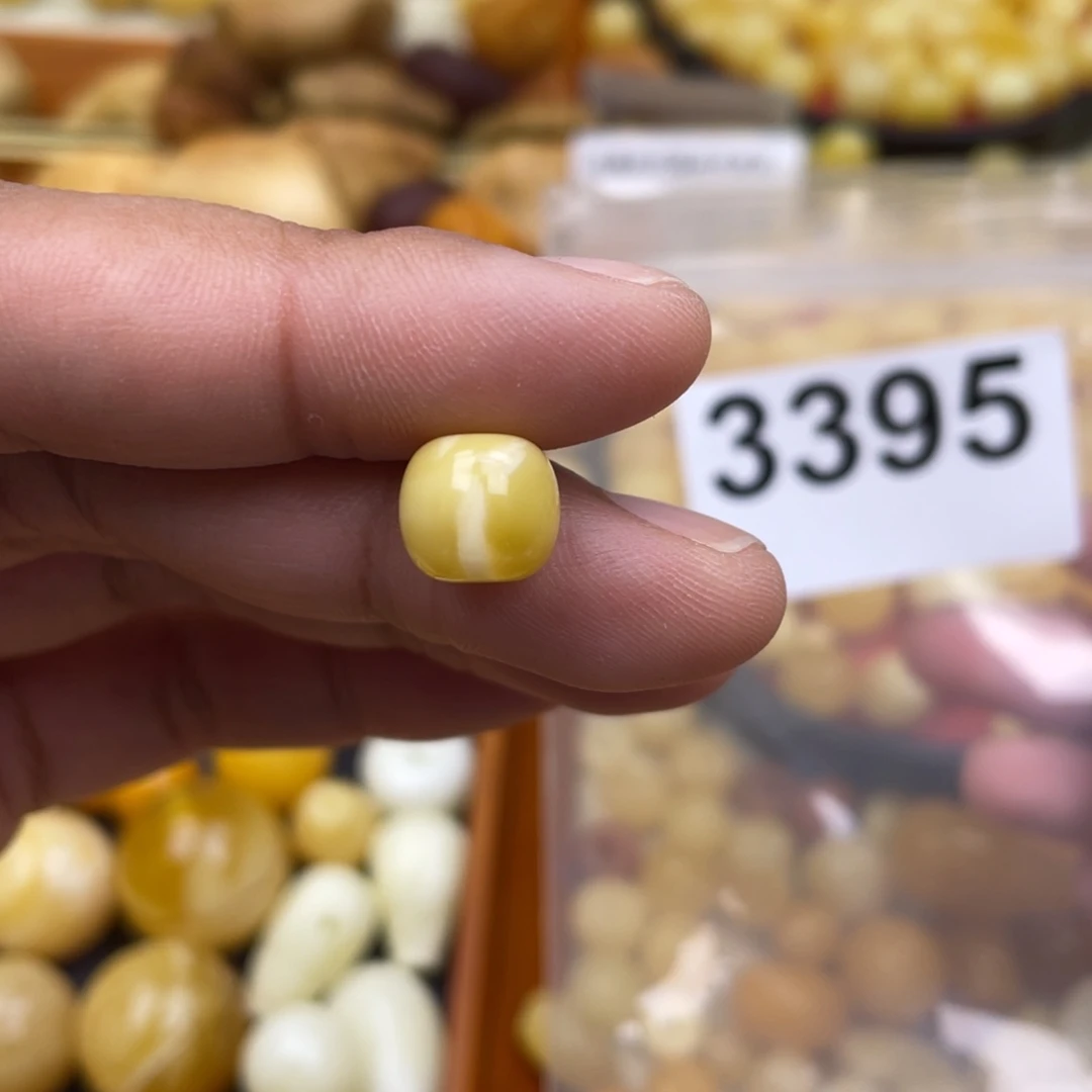 琥珀珠宝奇石未镶嵌10.1x9.2