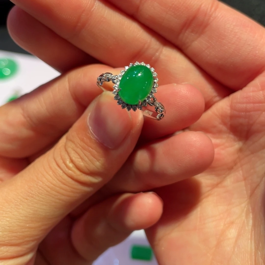 定制翡翠未镶嵌戒指