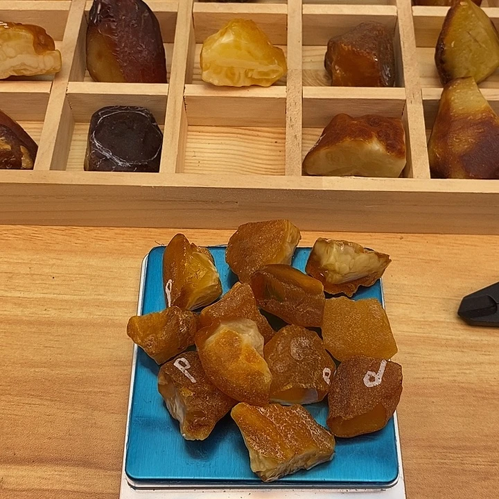 定制琥珀王*乾随形手串