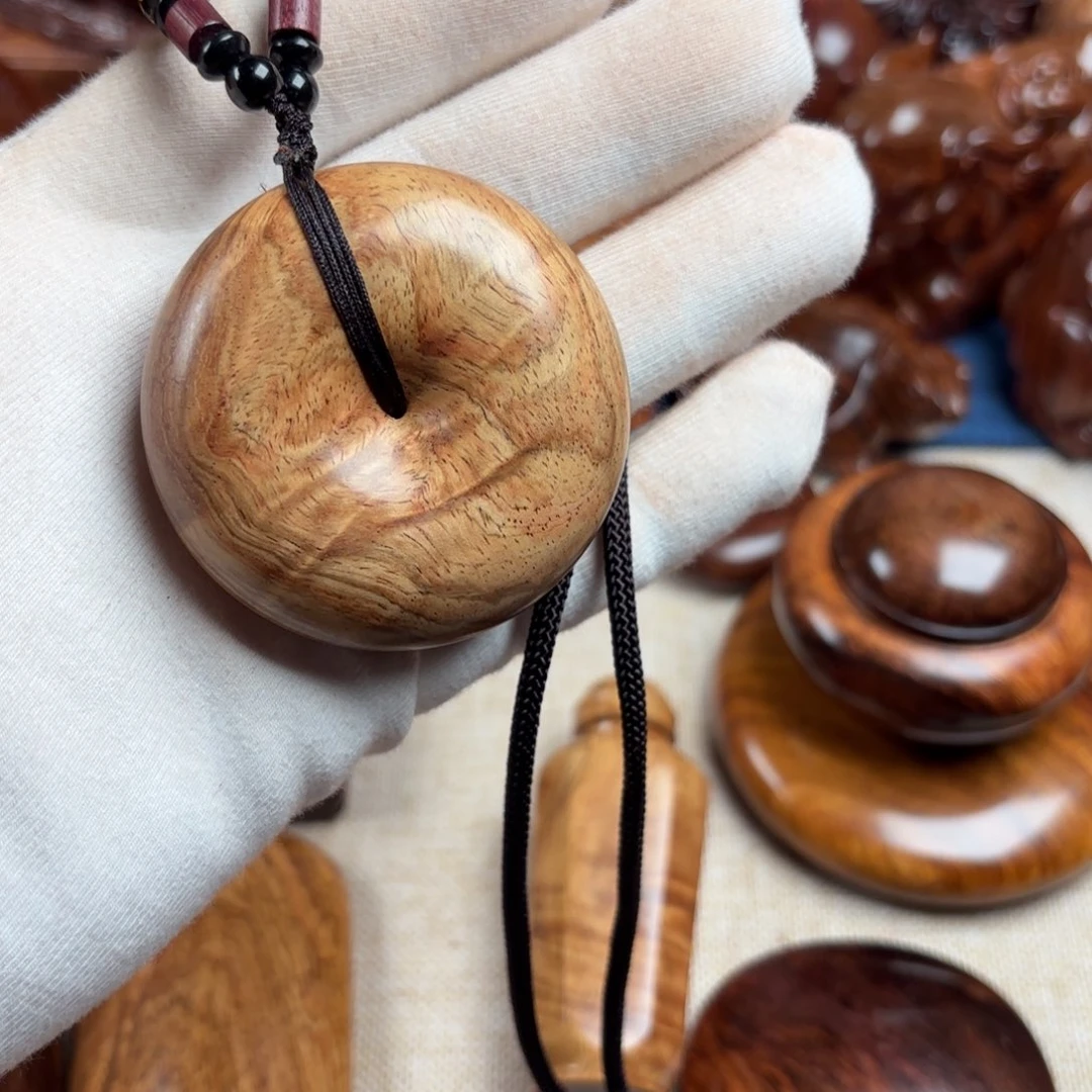 吊坠黄花梨/降香黄檀