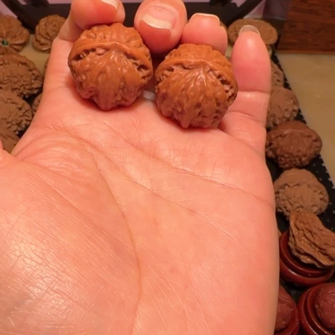 把件文玩核桃秋子