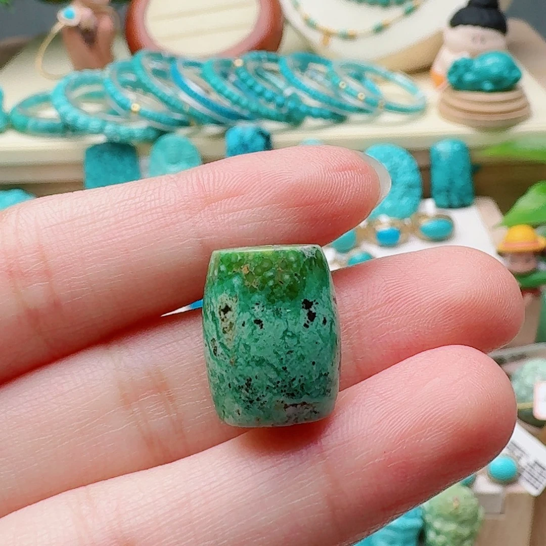 6***i绿松石未镶嵌珠宝奇石