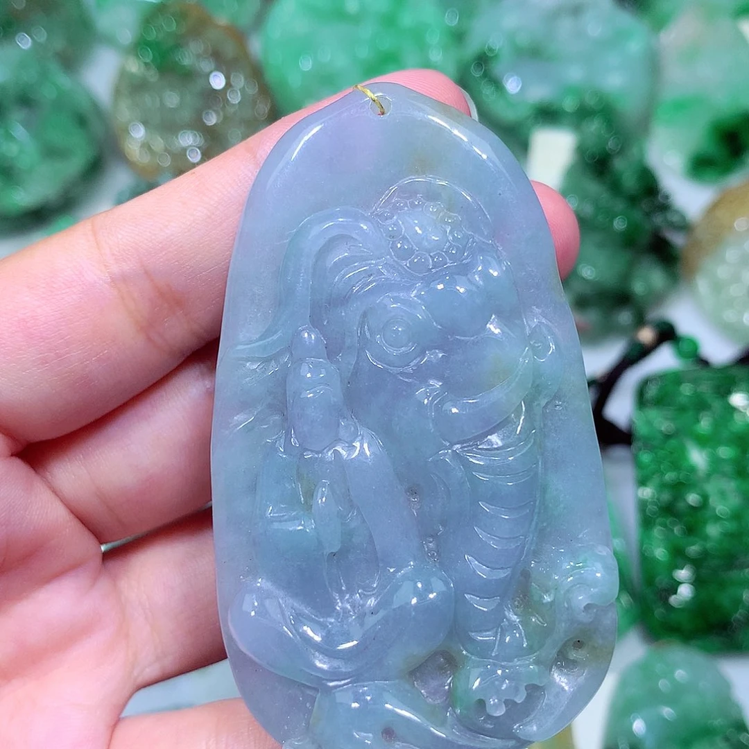 吊坠(不含链)未镶嵌翡翠