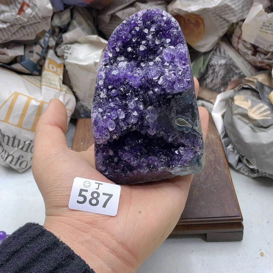 紫晶大型摆件（非配饰）未镶嵌