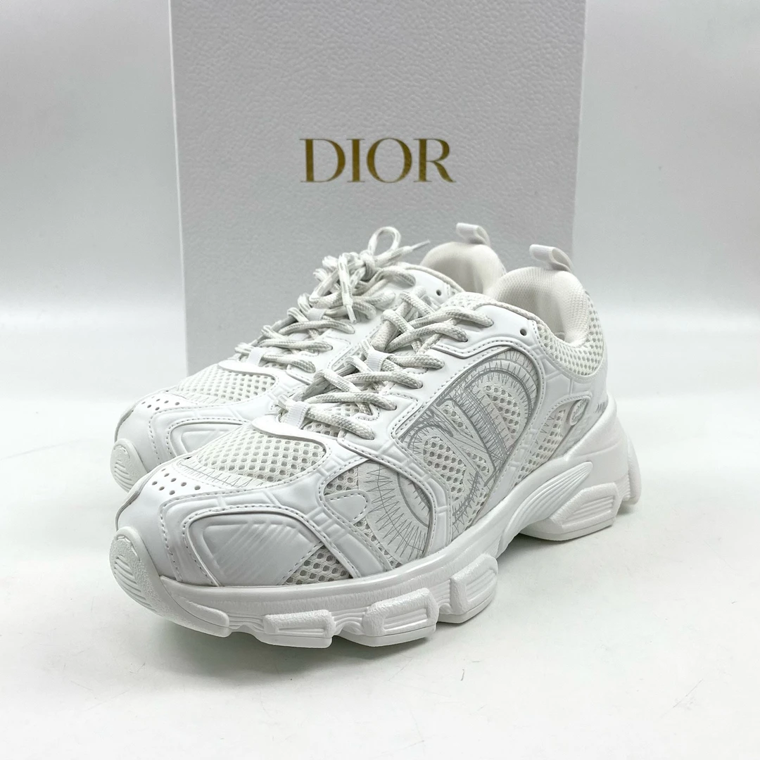未使用 DIOR/迪奥 迪奥Dior 26新款白色刺绣logo运动鞋 全新