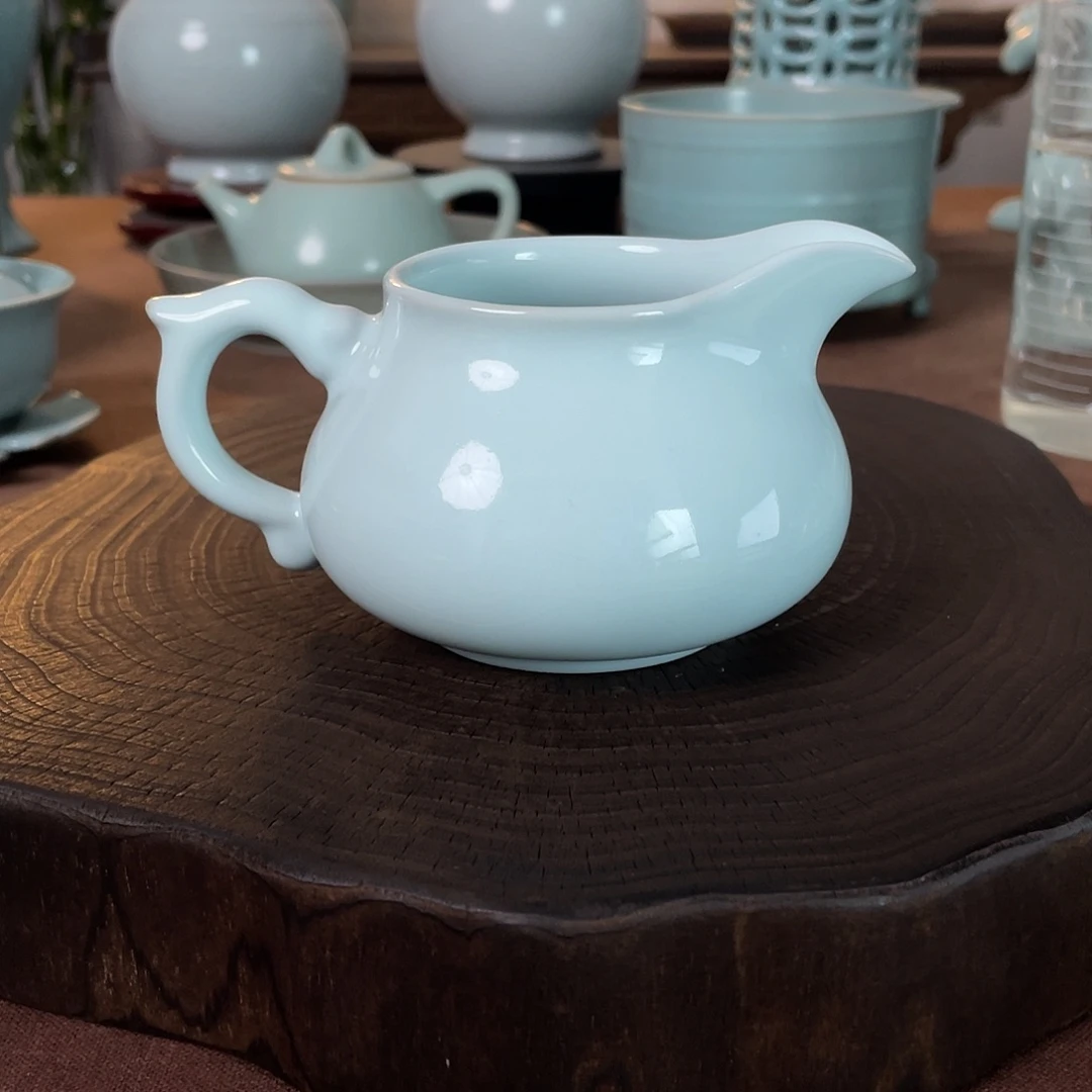 瓷微瑕简包公道月白原矿汝瓷当代