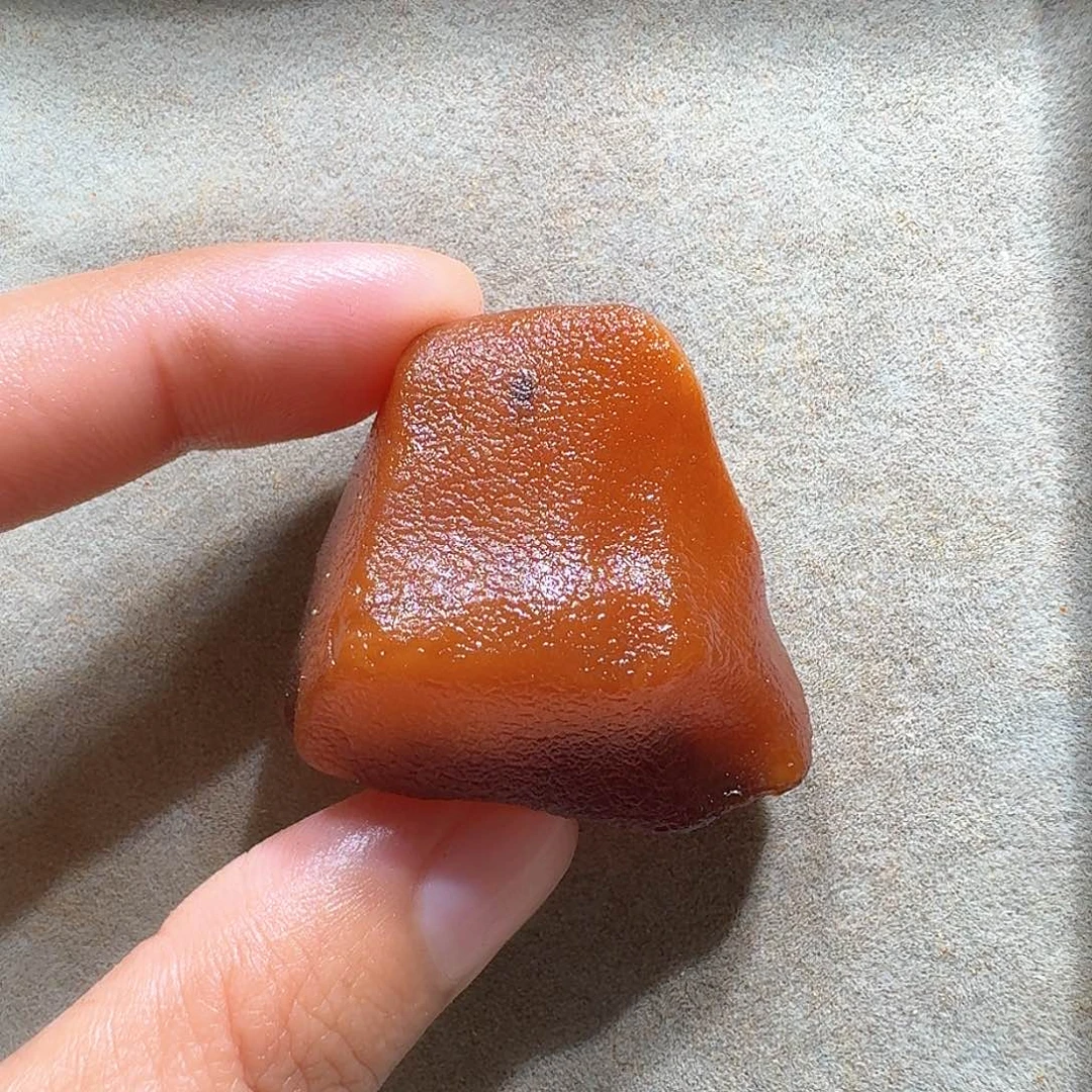 定制琥珀未镶嵌定制