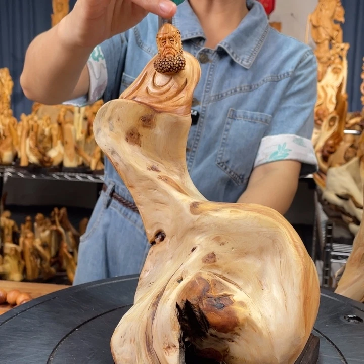 柏木（崖柏）随型摆件