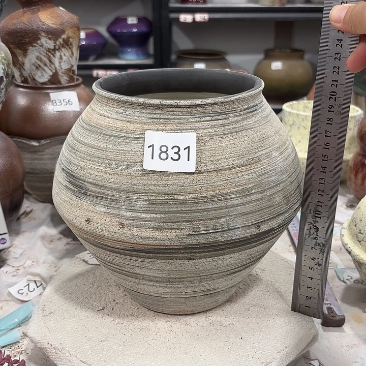 摆件高21，口13，无孔1831