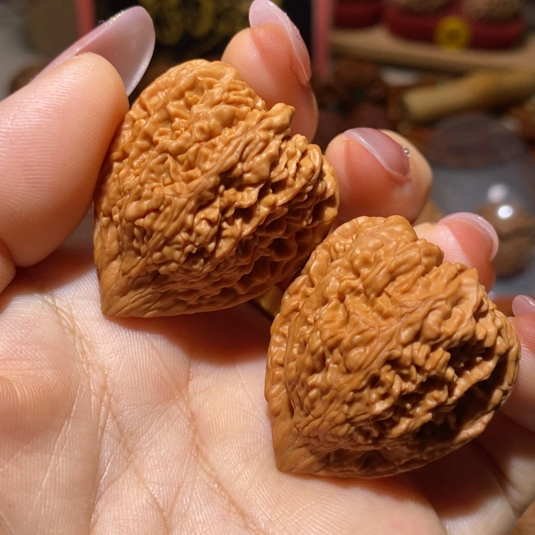 文玩核桃把件34尺全品蚂蚁纹塔尖