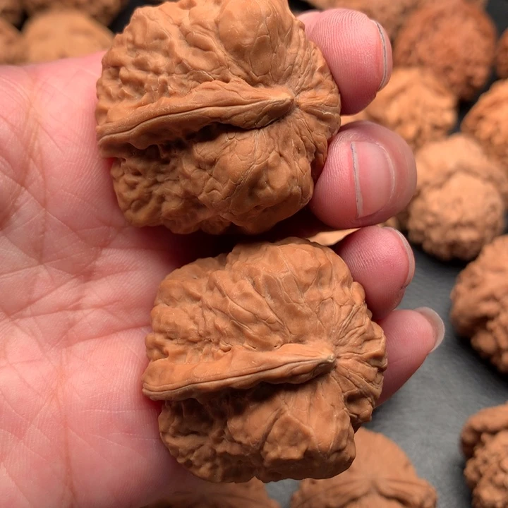 文玩核桃吊坠势***?狮子头