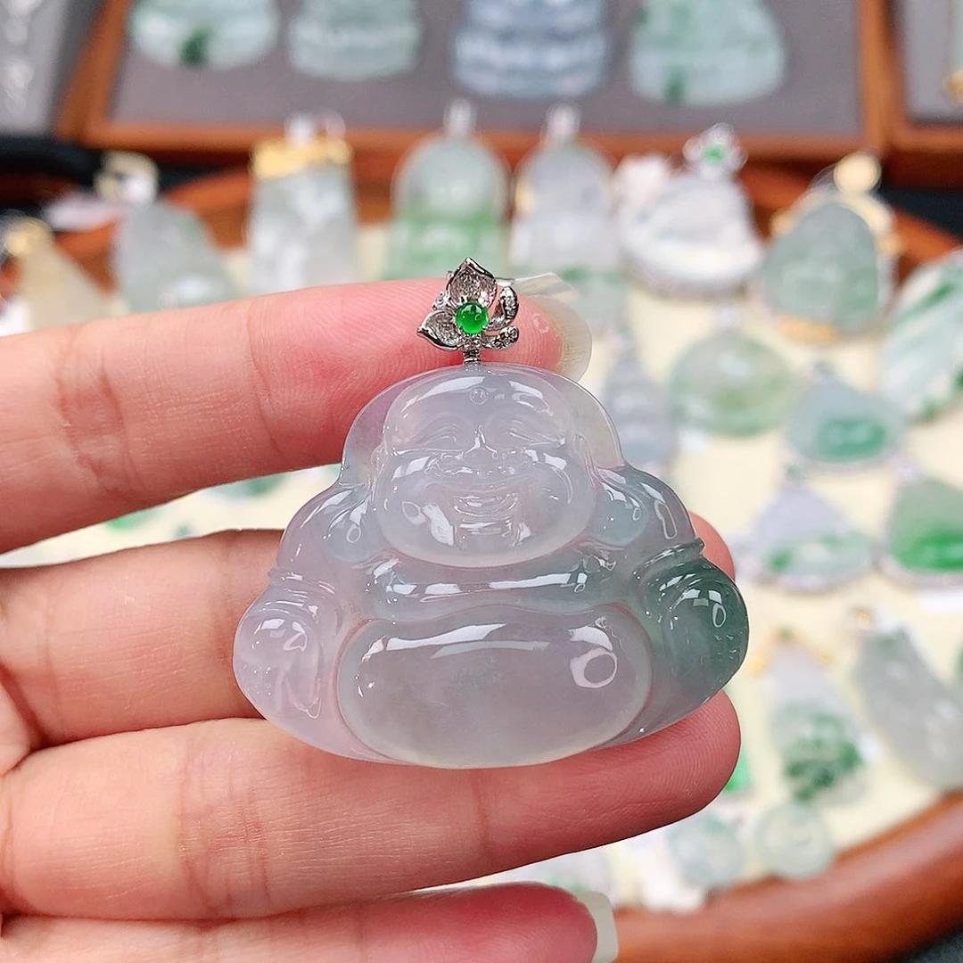 颈饰18K金镶嵌翡翠佛公