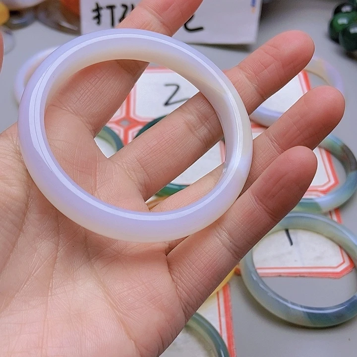 【闪购商品】玛瑙/玉髓未镶嵌珠宝半成品?***ぬ
