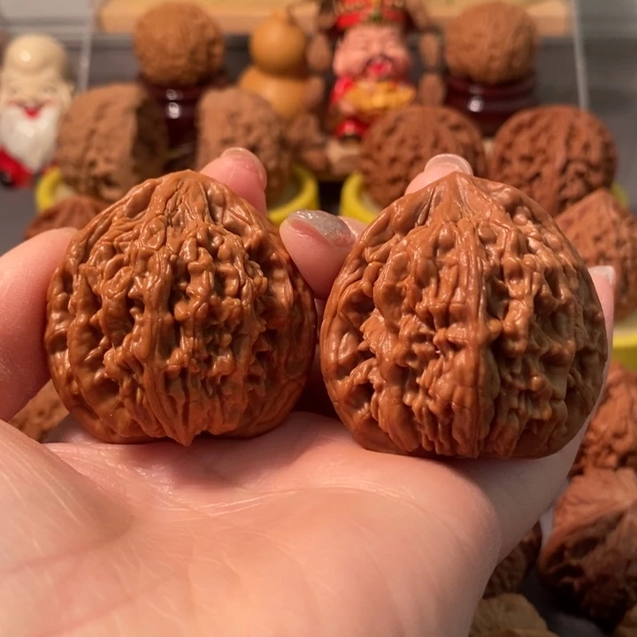 吊坠文玩核桃44虎头王