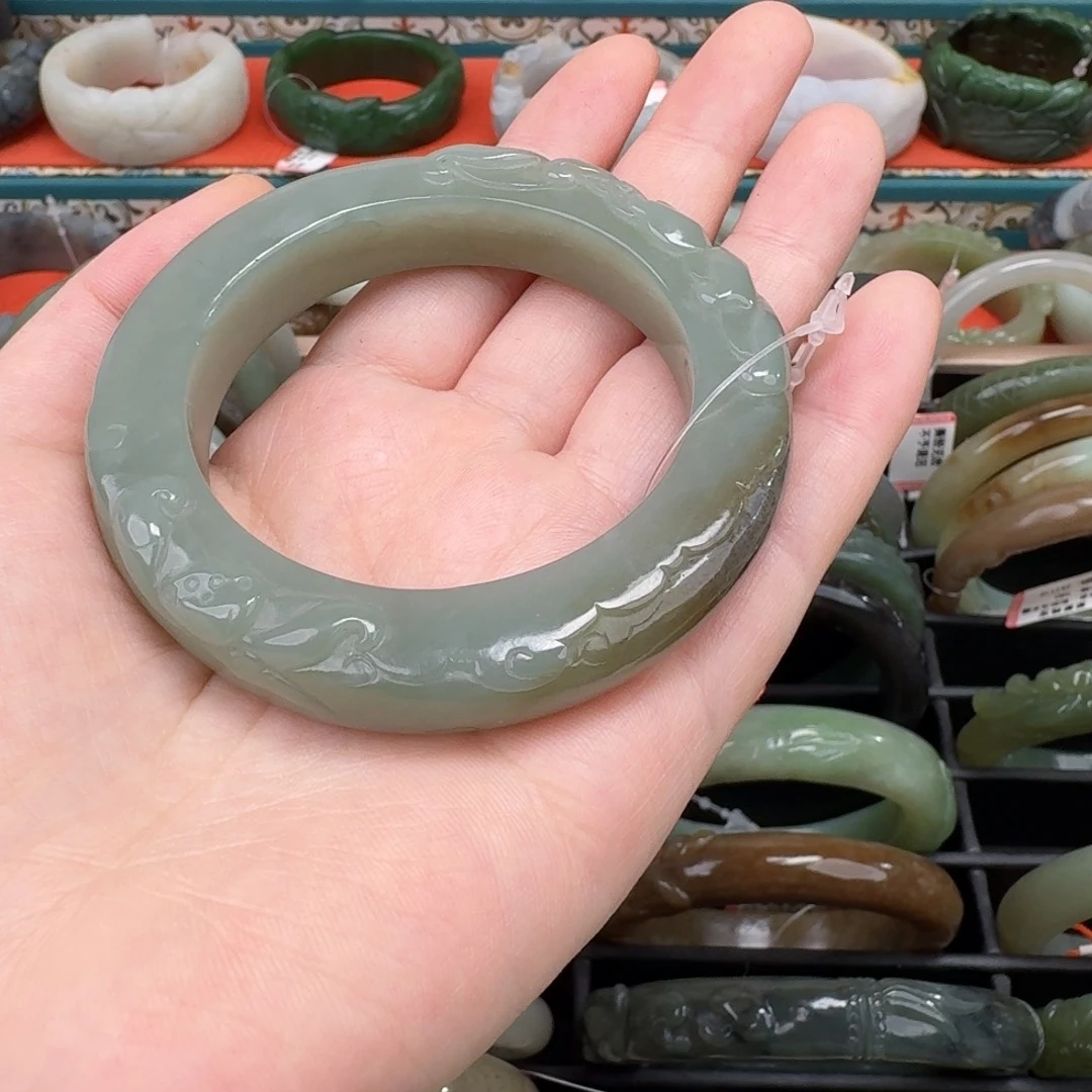 和田玉未镶嵌颈饰不退54.4