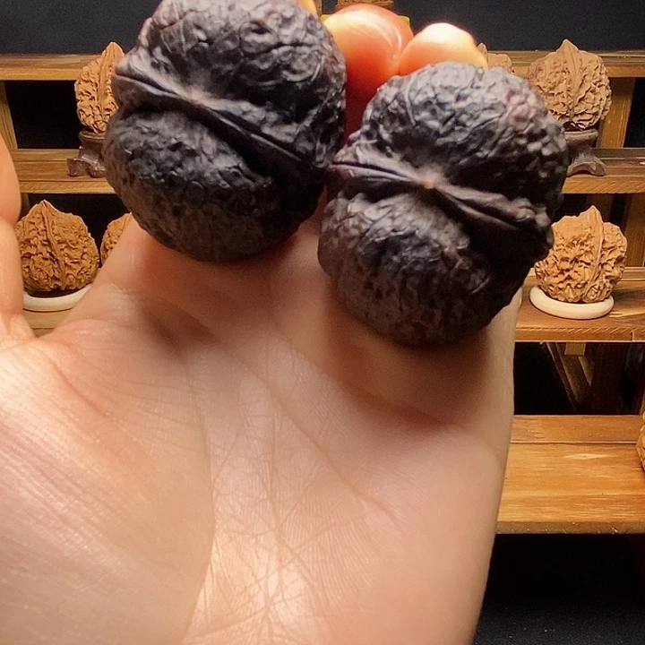 把件文玩核桃七彩元宝40mm